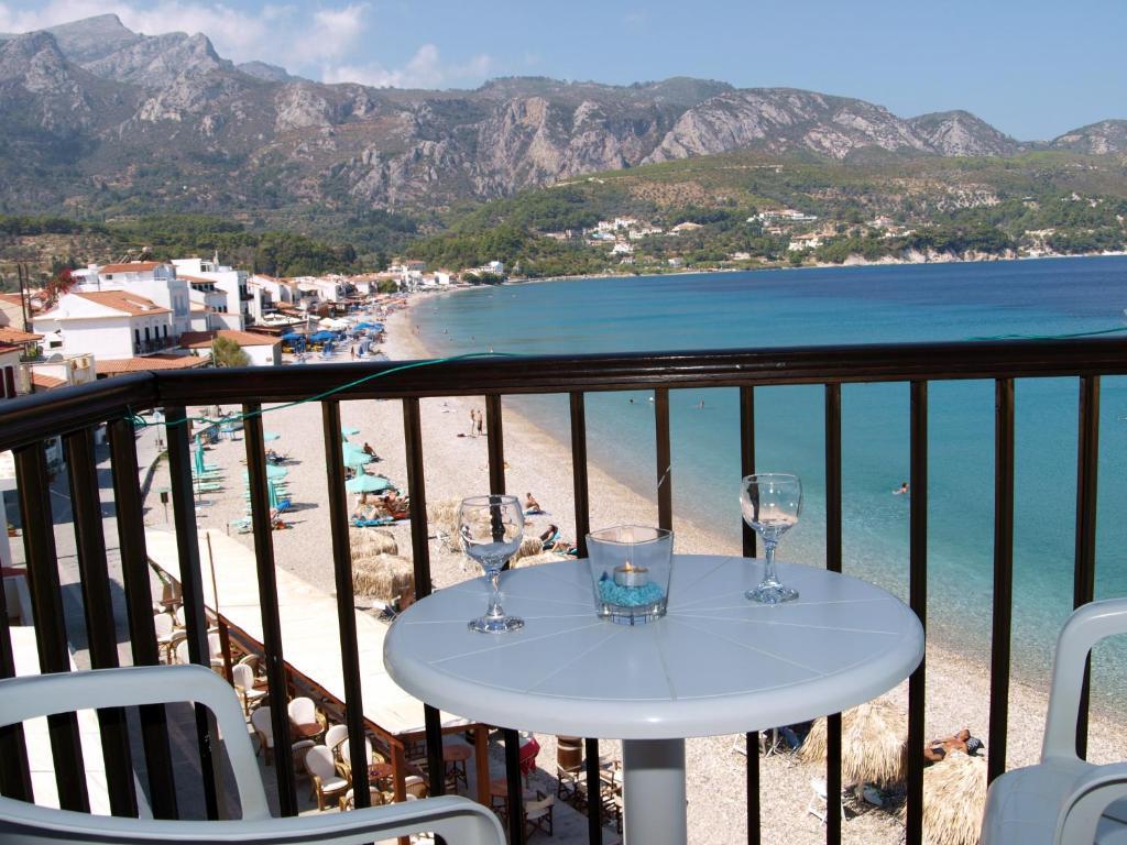 Lemos Hotel Kokkari Pokoj fotografie