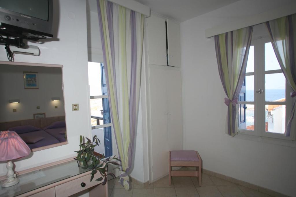 Lemos Hotel Kokkari Pokoj fotografie